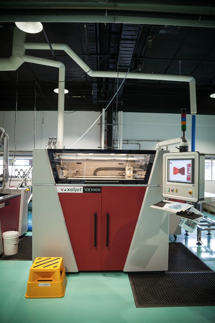 Voxeljet VX1000 sand printer - the first of its kind in the Southern hempsphere. It prints sand particles, held together with a bonding agent, and can also be used for ceramics and other powders.