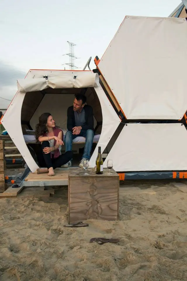Multiple sleeping spaces can be stacked atop each other (Photo: B-And-Bee)