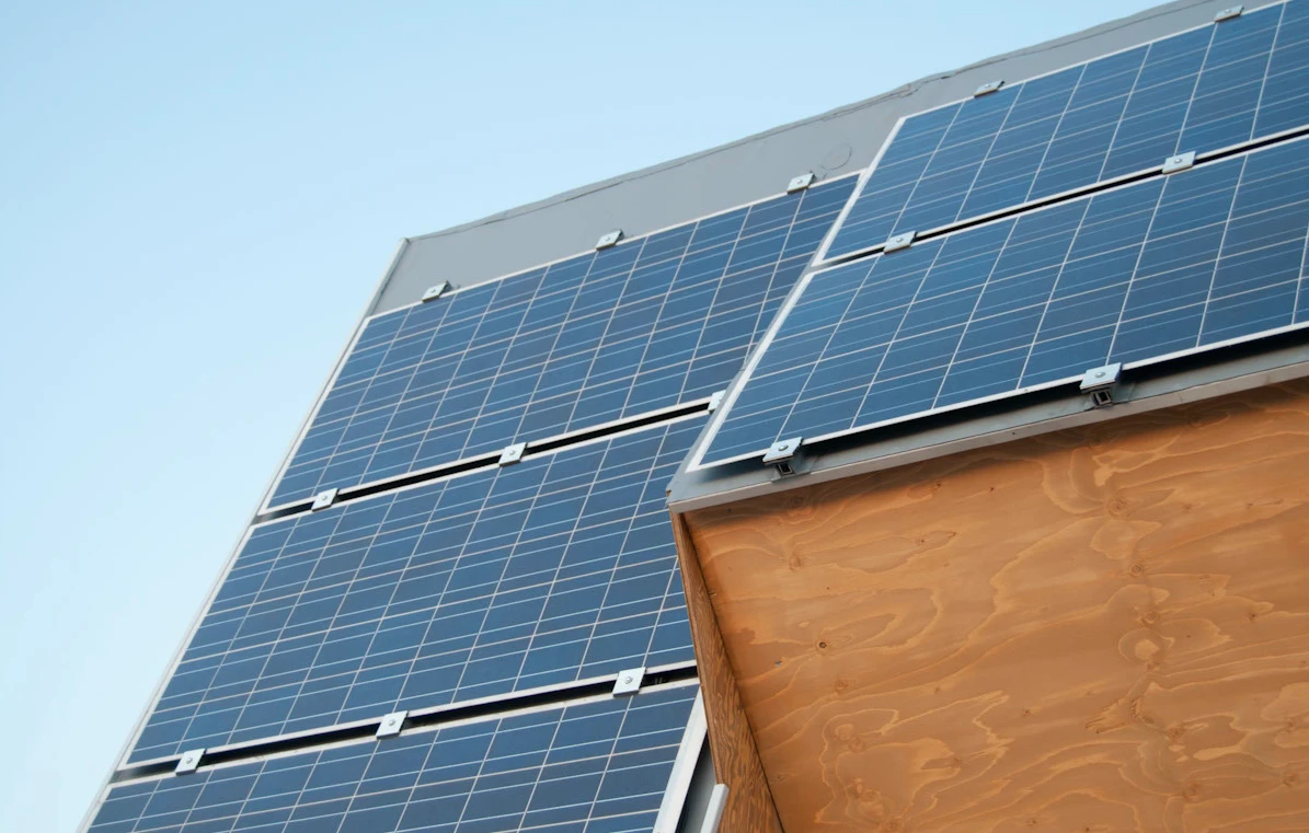 Not content with a roof completely covered in photovoltaic panels, the designers at the Institute for Advanced Architecture of Catalonia (IAAC) led by Rodrigo Rubio have covered the building's south facade with protrusions supporting additional solar panels, which are angled optimally for harvesting energy from the sun