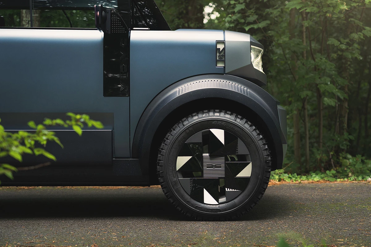 There are some neat details on the exterior, like the distinctive mirror mounts and sparkly recycled plastic wheel wells