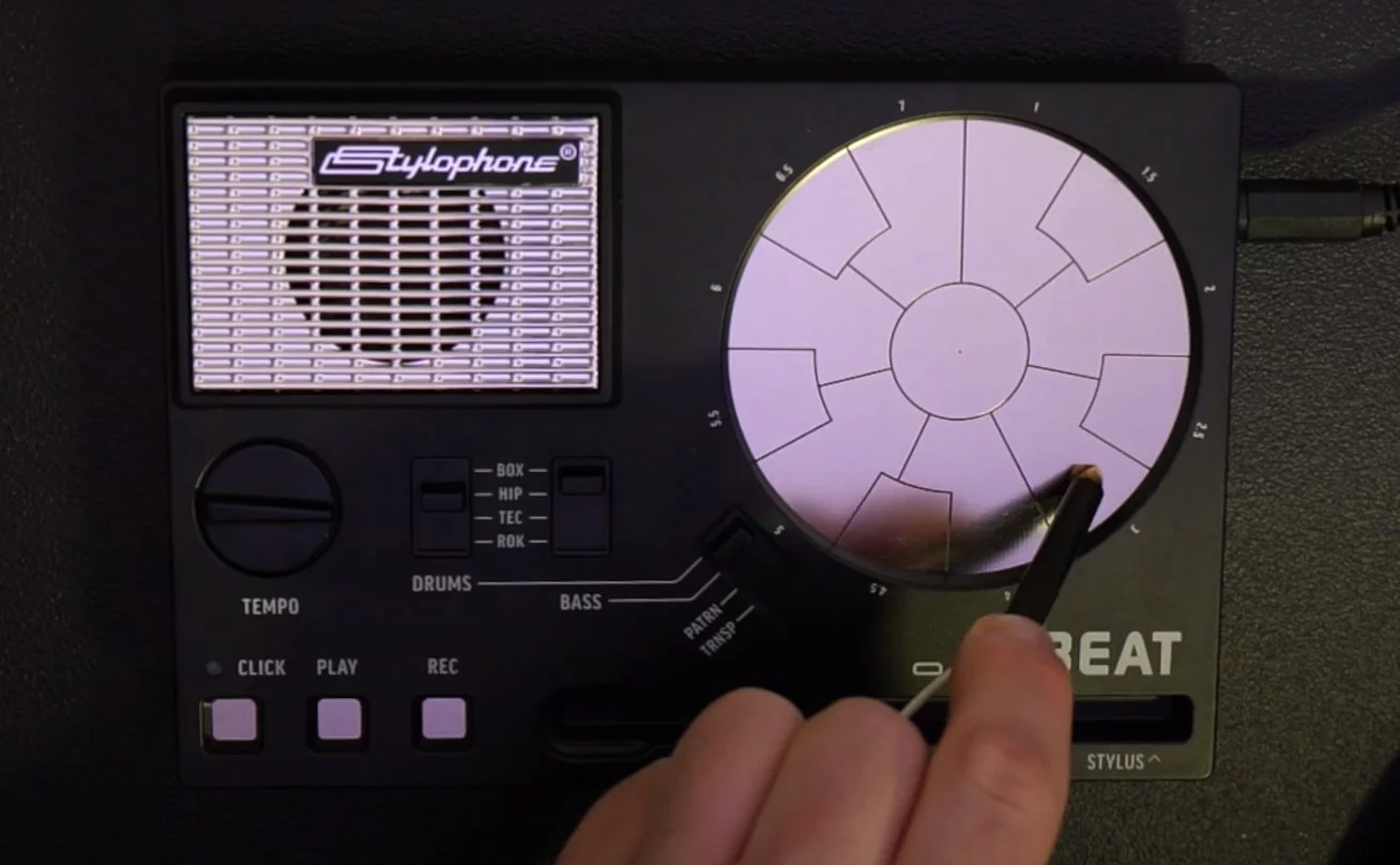 Groove makers tap different zones within the circular interface with the stylus to generate drum and bass sounds