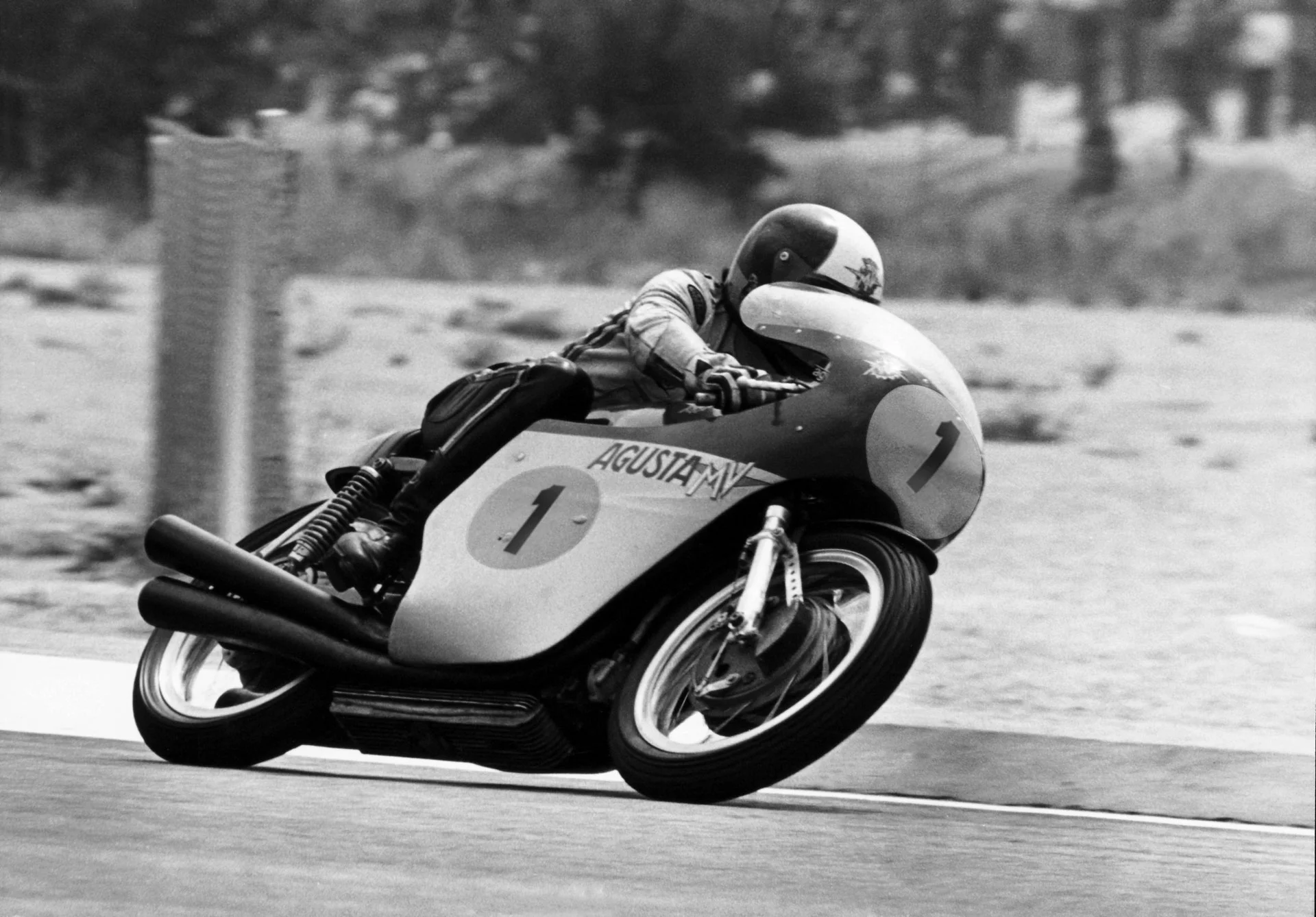 Agostini on the MV in the final years of the first four-stroke MotoGP era