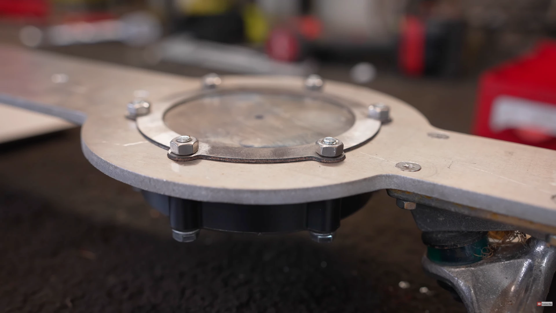 Colin Furze used two pairs of magnets with more than 500 kg (1,102 lb) of pull force each