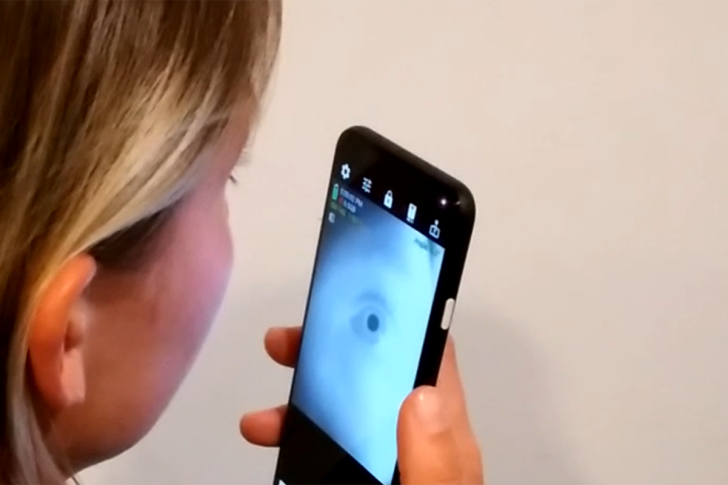 Using the selfie camera and the front-facing near-infrared camera, a smartphone app could assess cognitive condition