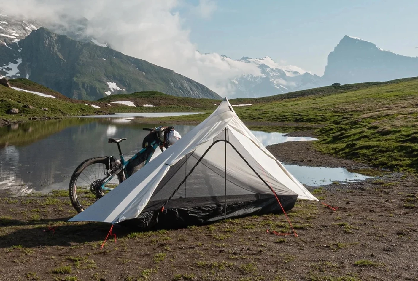 Setup is claimed to take less than five minutes – a hiking pole can be used instead of a bike