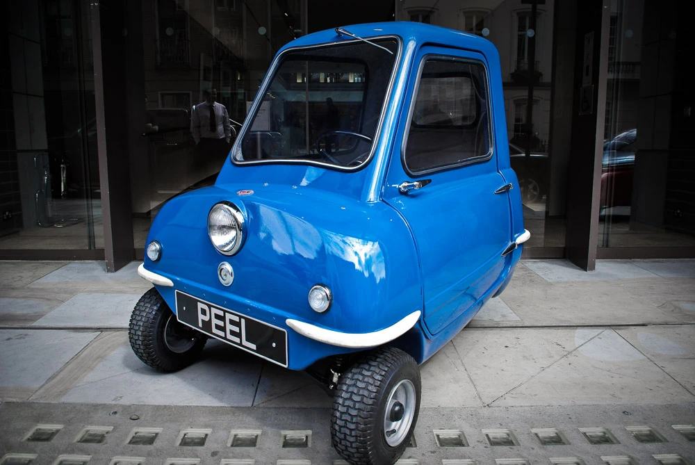 The Peel P50 measures just 54 inches (223 cm) long