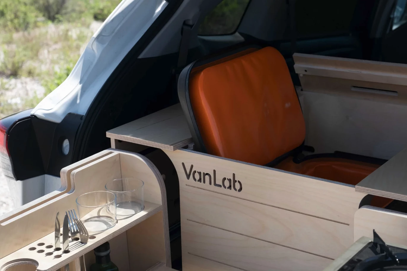Van Lab's SUV Kit doesn't offer loads of cold-storage space, but it does fit a small cooler in the middle