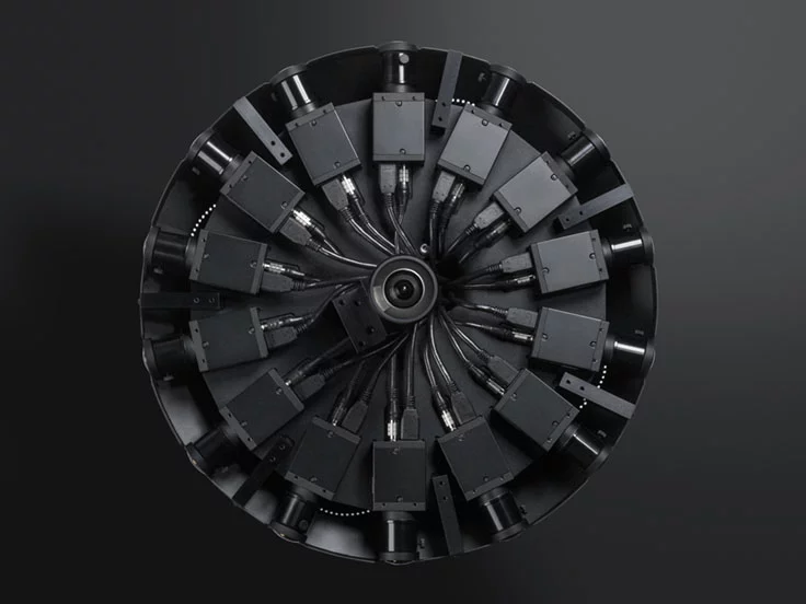 The Surround 360's cameras are fixed to an aluminum chassis with the outer housing crafted from powder-coated steel