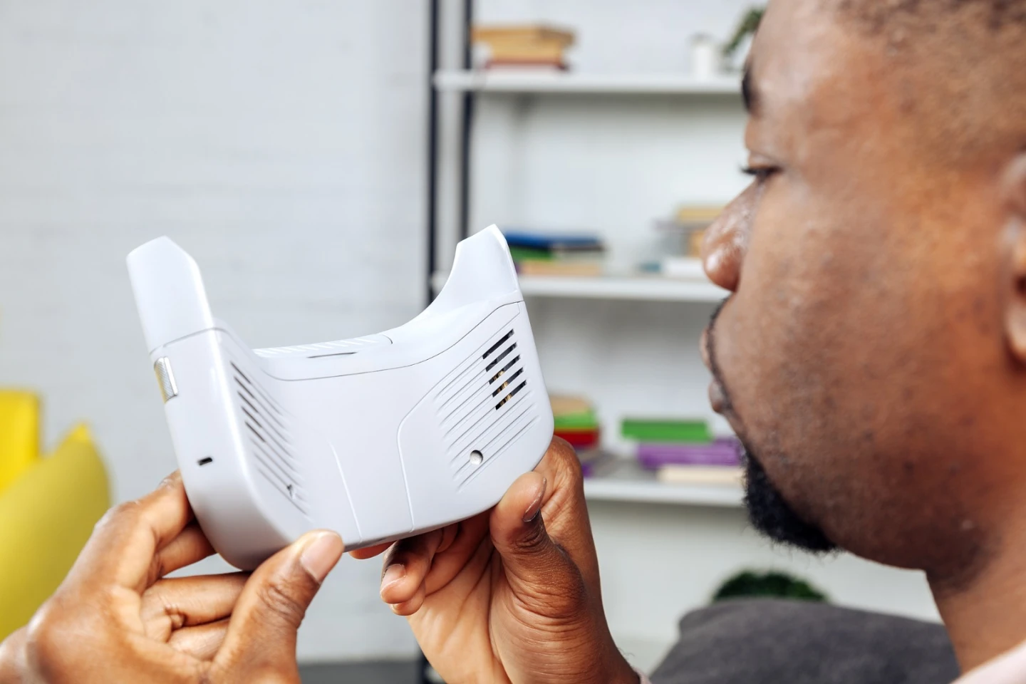 The FeelReal Multi-Sensory VR Mask can dispense aromas, as well as simulate heat, wind and rain on your face