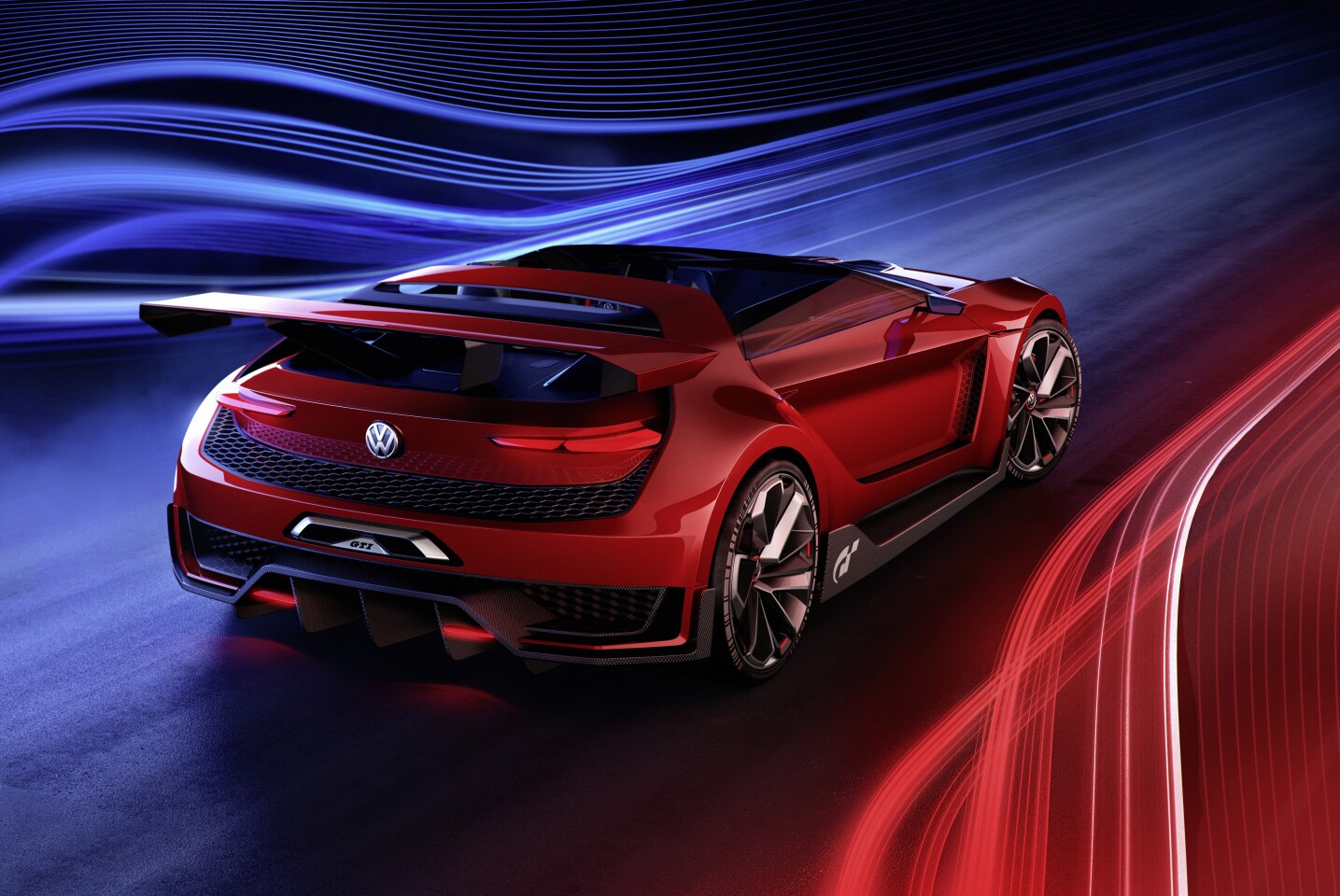 The rear-end has a diffuser and mid-mounted exhaust