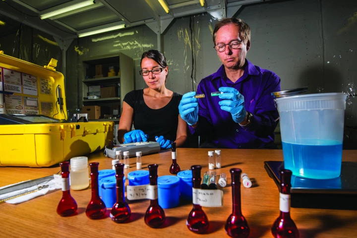 Sandia National Laboratories chemical engineer Vicki Chavez worked with Kevin Fleming to prove that iron sulfate mixed with ammonium nitrate could produce a non-detonable fertilizer (Photo: by Randy Montoya)