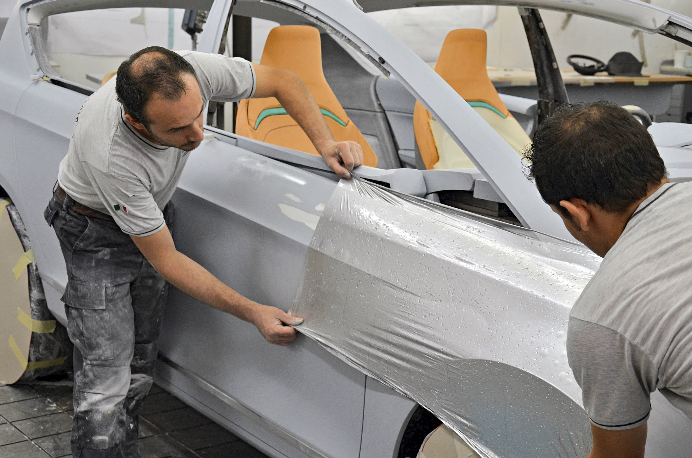 Door work on the Ford S-Max Concept