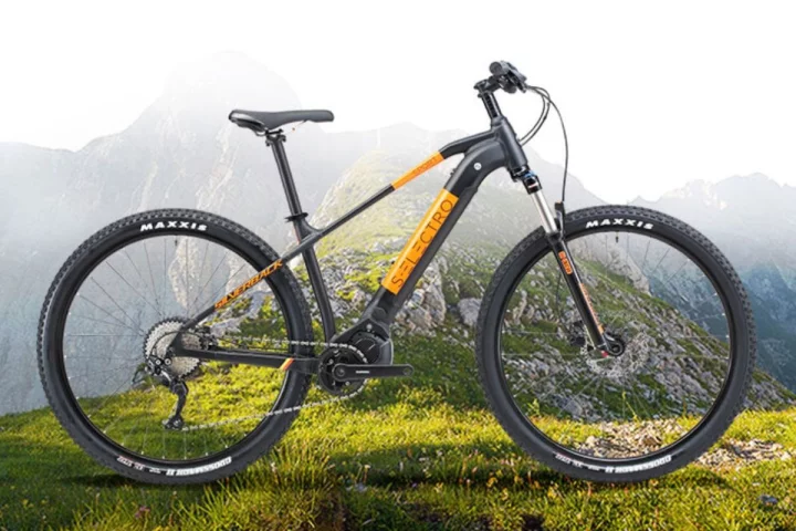 The S-Electro 29 Sport can provide electric assist for up to 2 hours per charge at its highest power setting