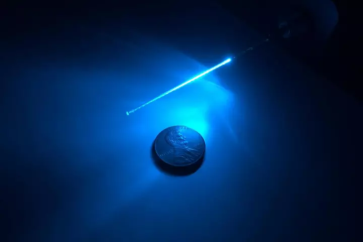 One of the far-UVC-diffusing optical fibers used in the study