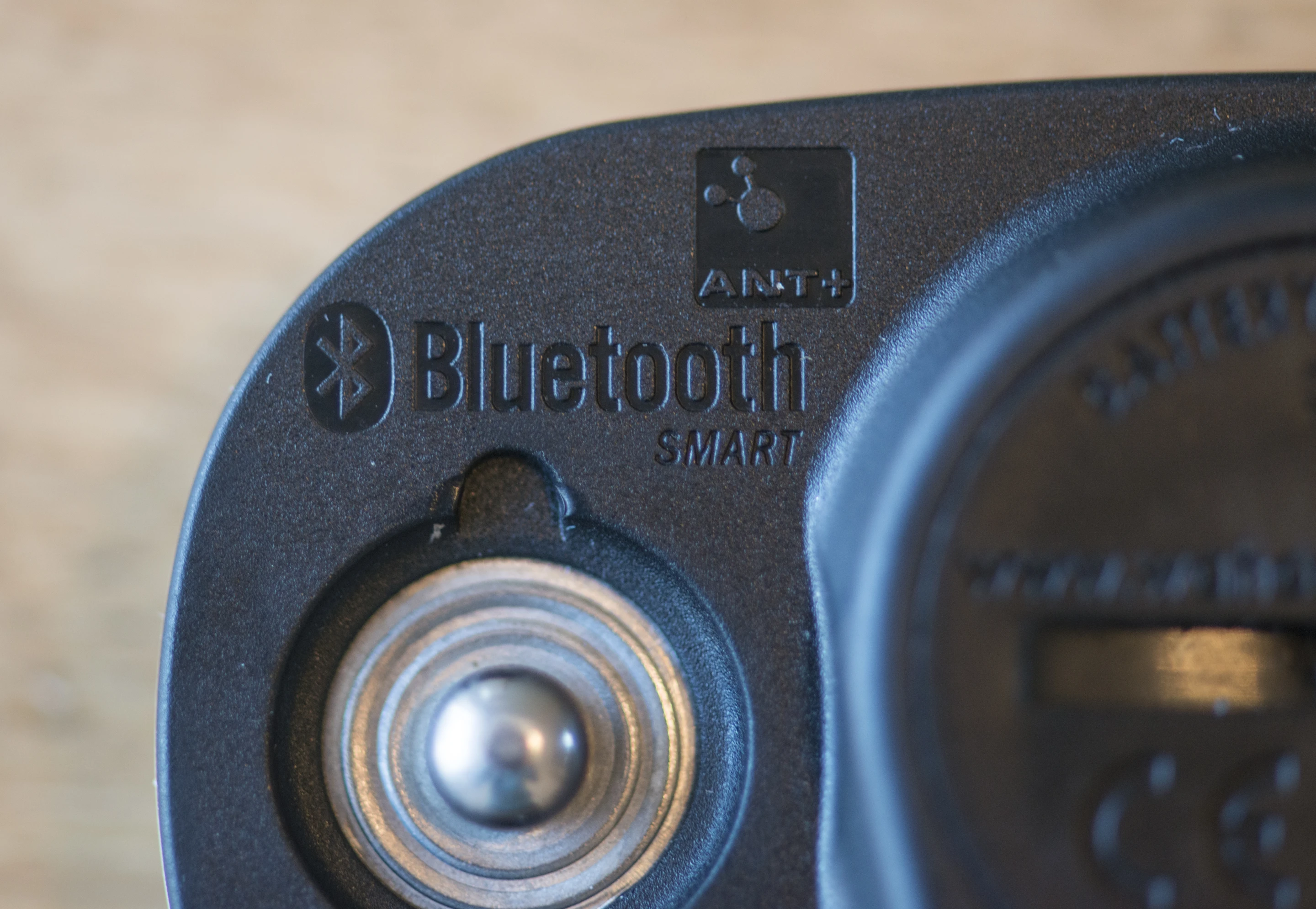 The Wahoo Fitness Tickr X features Bluetooth and ANT+ connectivity (Photo: Simon Crisp/Gizmag.com)