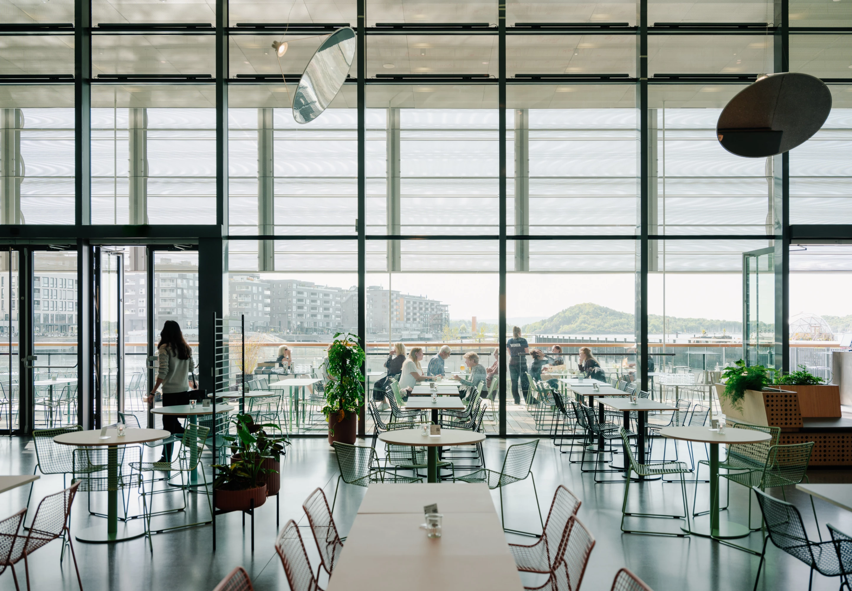 The Munch museum features a restaurant offering views of Oslo at the uppermost level