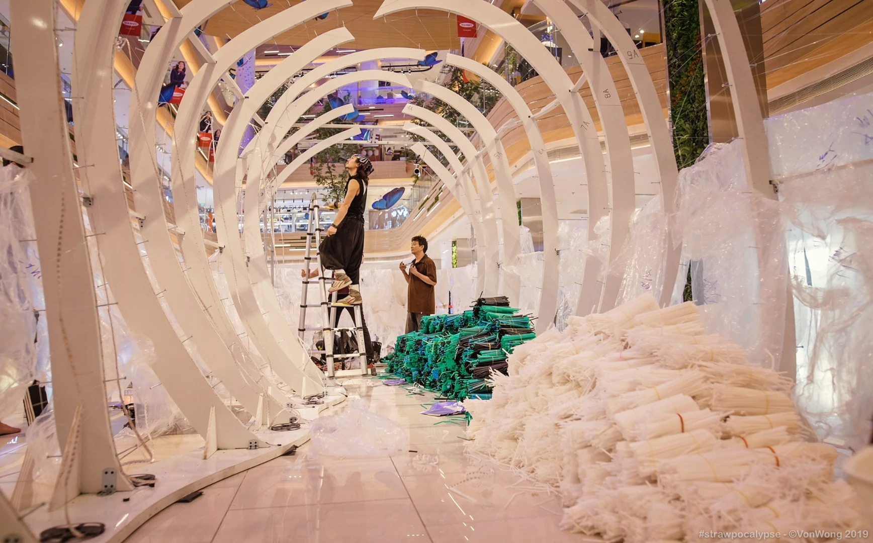 Construction of the Strawpocalypse installation