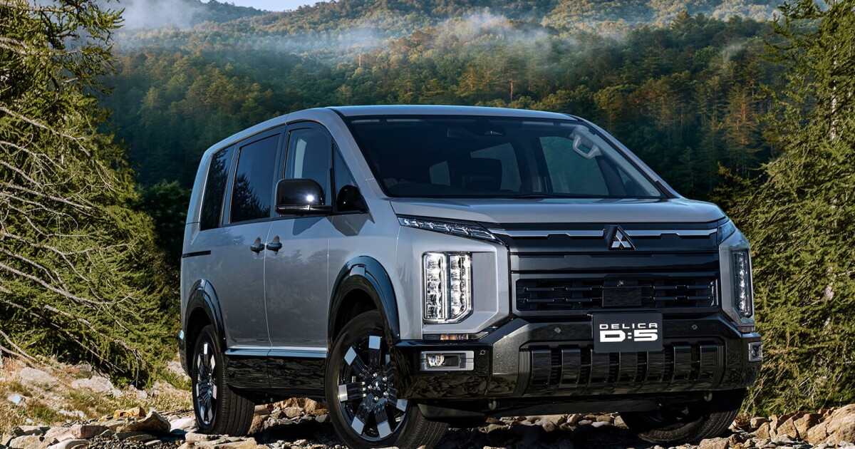 Mitsubishi toughens up the world’s favorite 4×4 tiny camper van