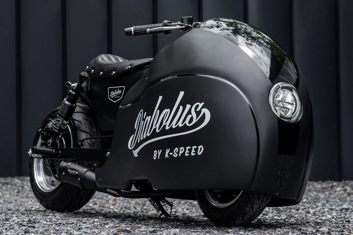 The K-Speed Honda Dax comes with an enormous fairing
