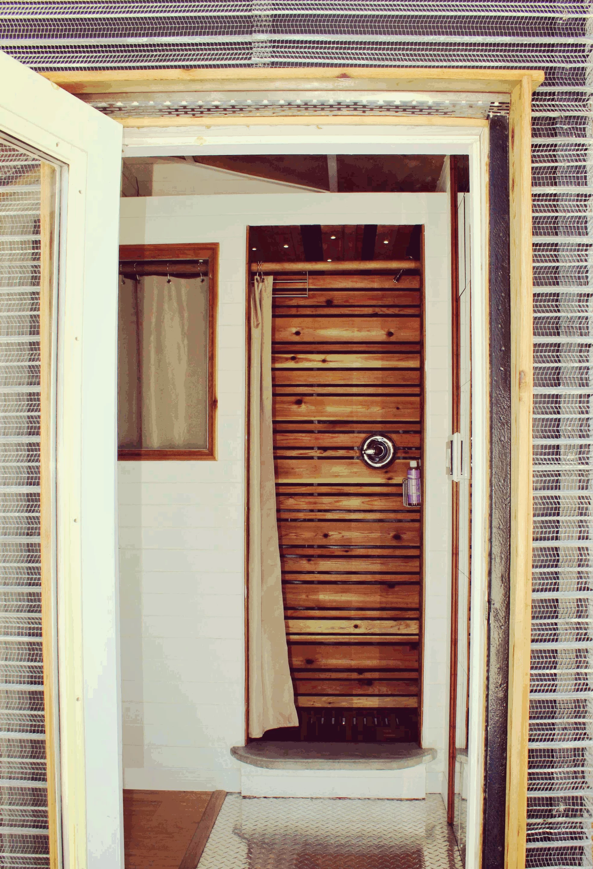 Version.3 also sports quad-pane windows, energy-efficient electric radiant heaters, and a Lunos E2 Heat Recovery Ventilator (Photo: Laird Herbert)