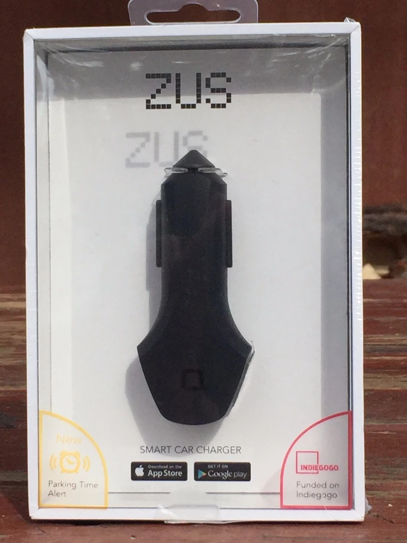 Zus smart car charger package front