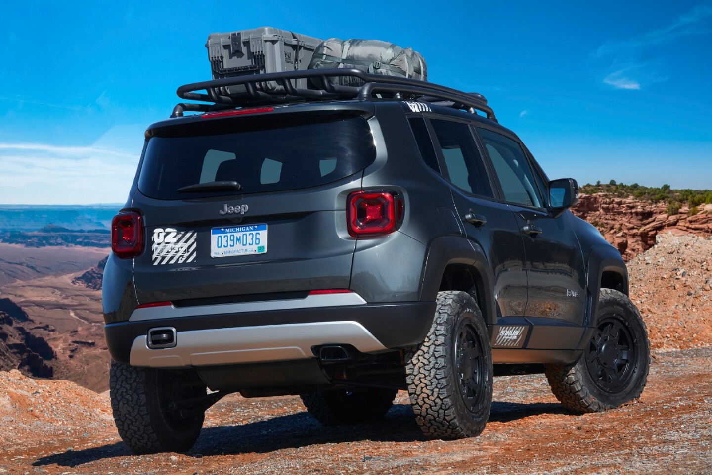 Jeep B-Ute: starts out as a Jeep Renegade