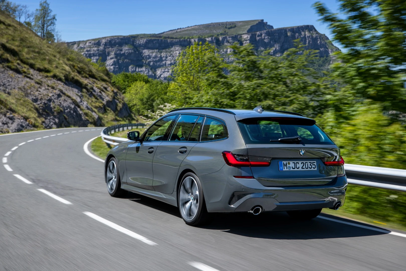 As a midsized car, the 3 Series Touring is far smaller than the huge land yacht estates of old