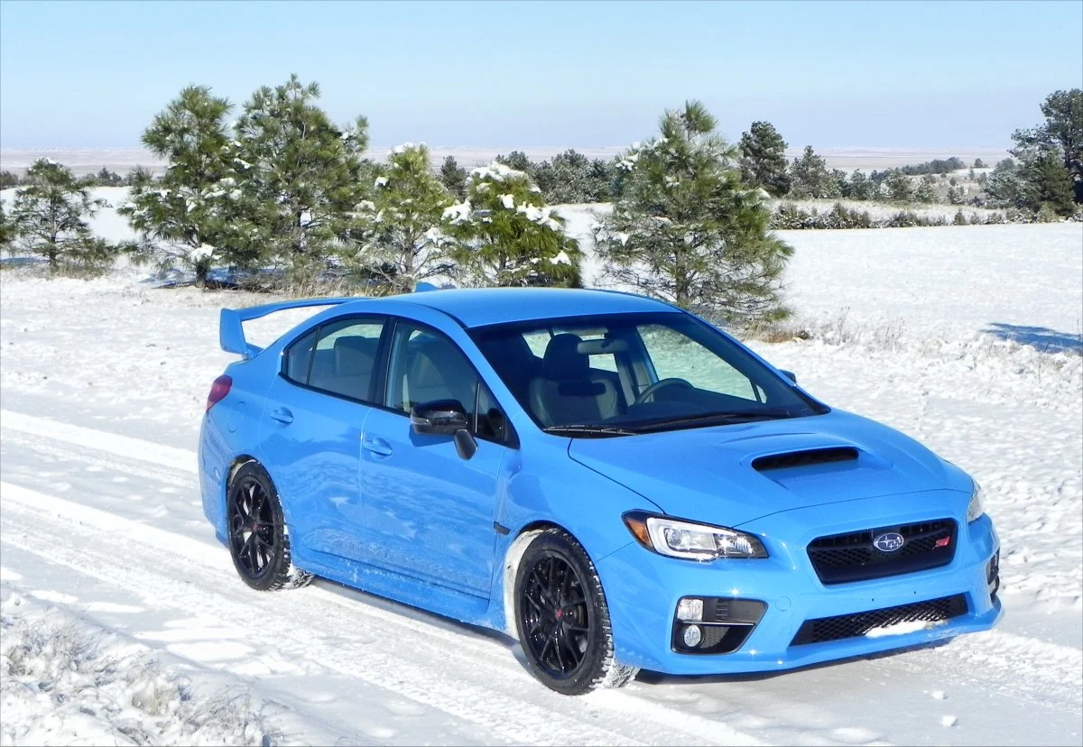 The special edition Series.HyperBlue, with its striking paint, is an instant eye-catcher