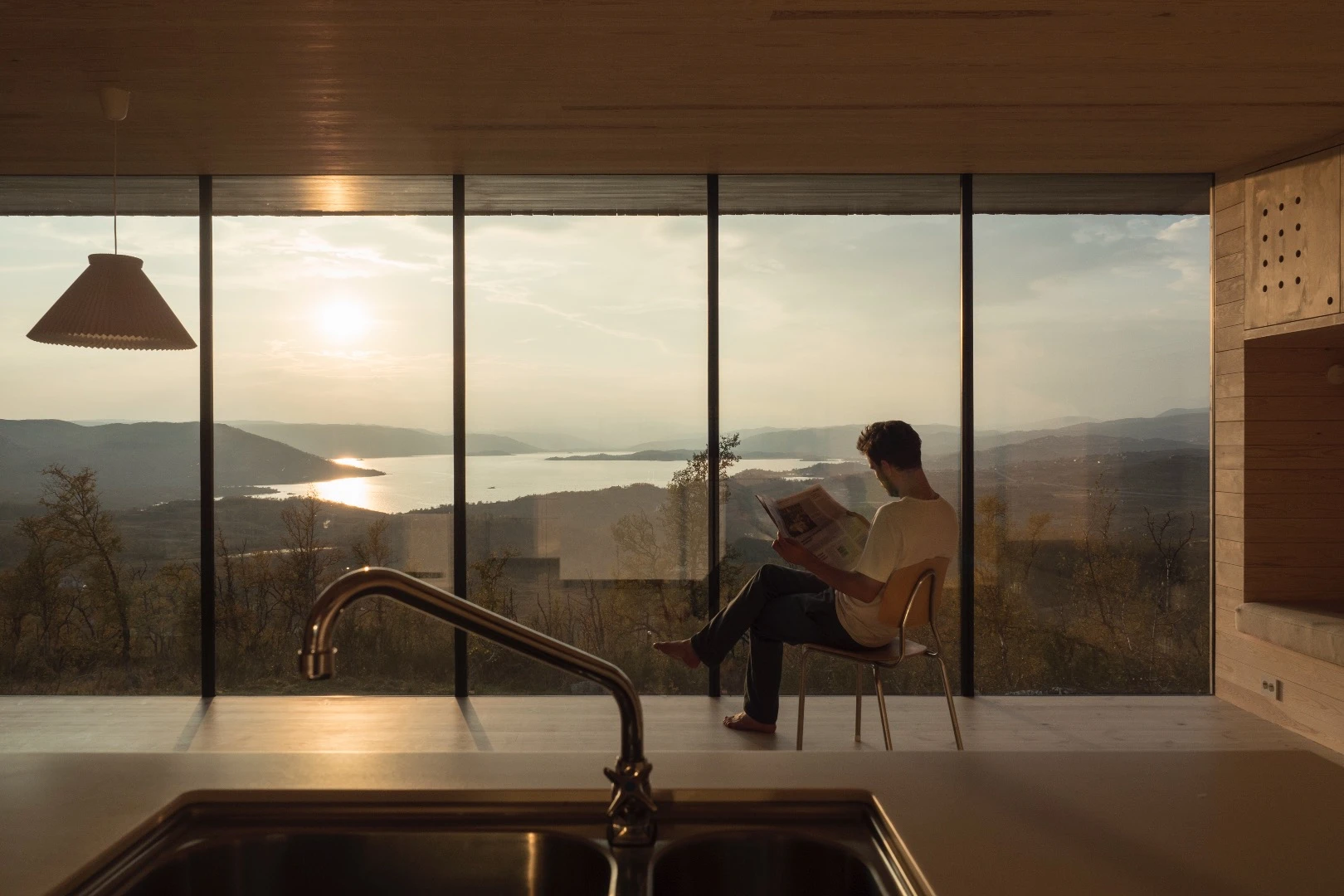 Cabin Ustaoset was designed to make the most of that amazing view