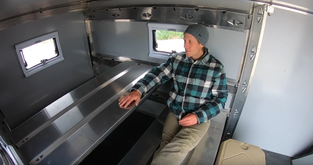 Stagger the aluminum beams and you have a functional dining set
