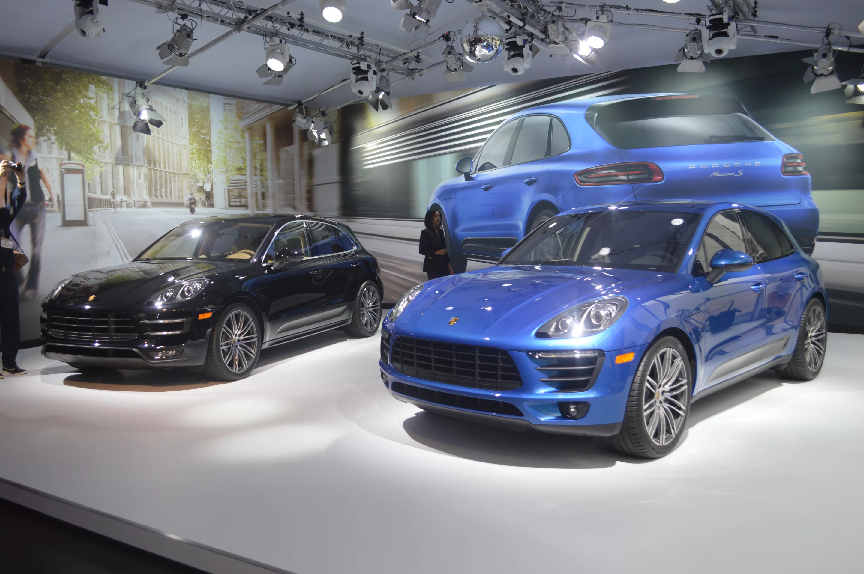 The new Macan SUV line