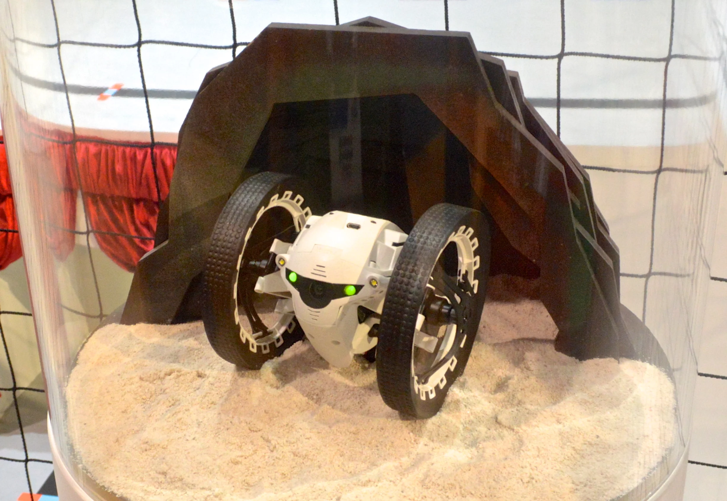 Parrot's other new Minidrone has a pair of headlights for nighttime exploration