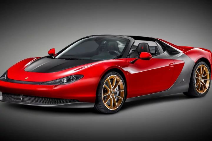 The all-new Sergio departs from its base 458 Spider in the two-tone body, hood-wrapping headlights and custom wheels