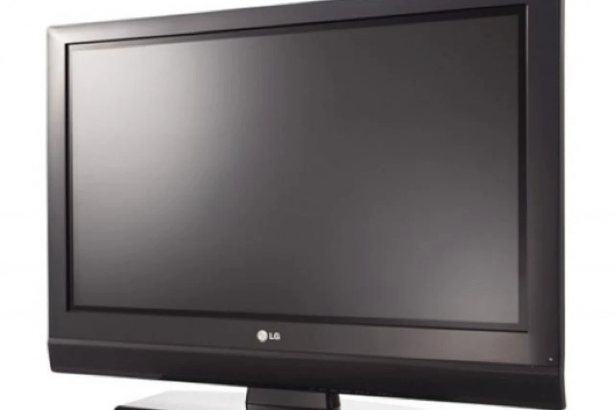 LG's 32-inch 32PC5RV plasma