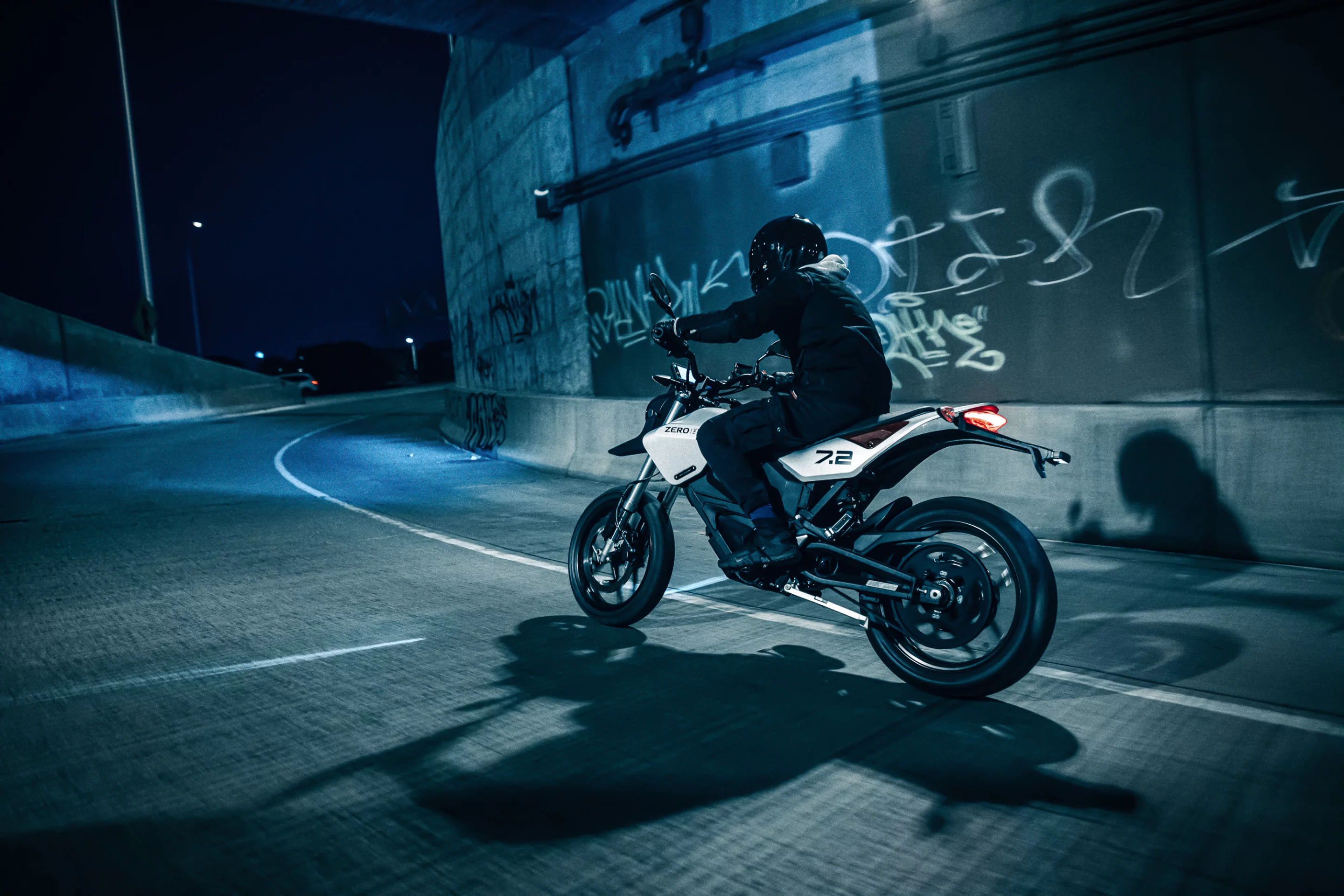 A crazy-fun hundred-mile city blaster