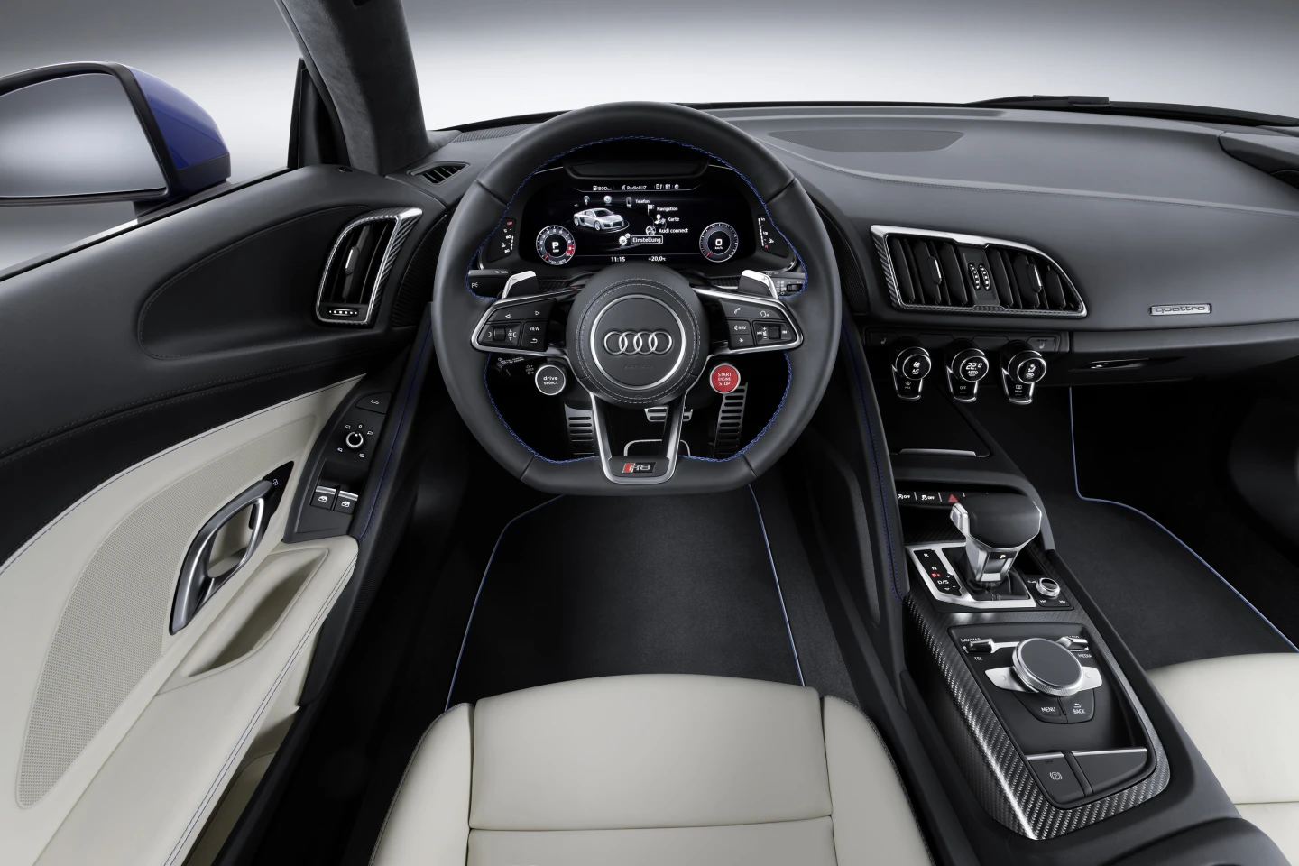Audi R8 V10 cockpit