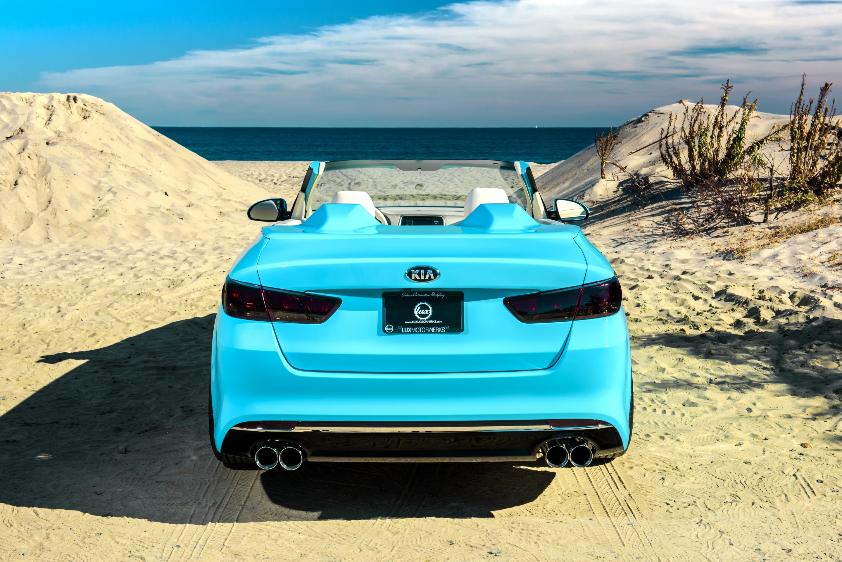 The A1A Optima celebrates the state of Florida and its beaches and oceanfronts