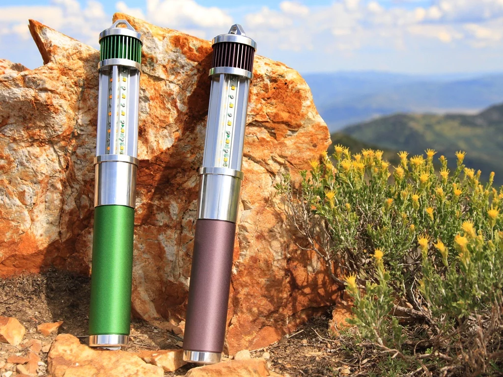 The Zyntony Torch packs 20 Cree LEDs arrayed in four, individually-controllable quadrants