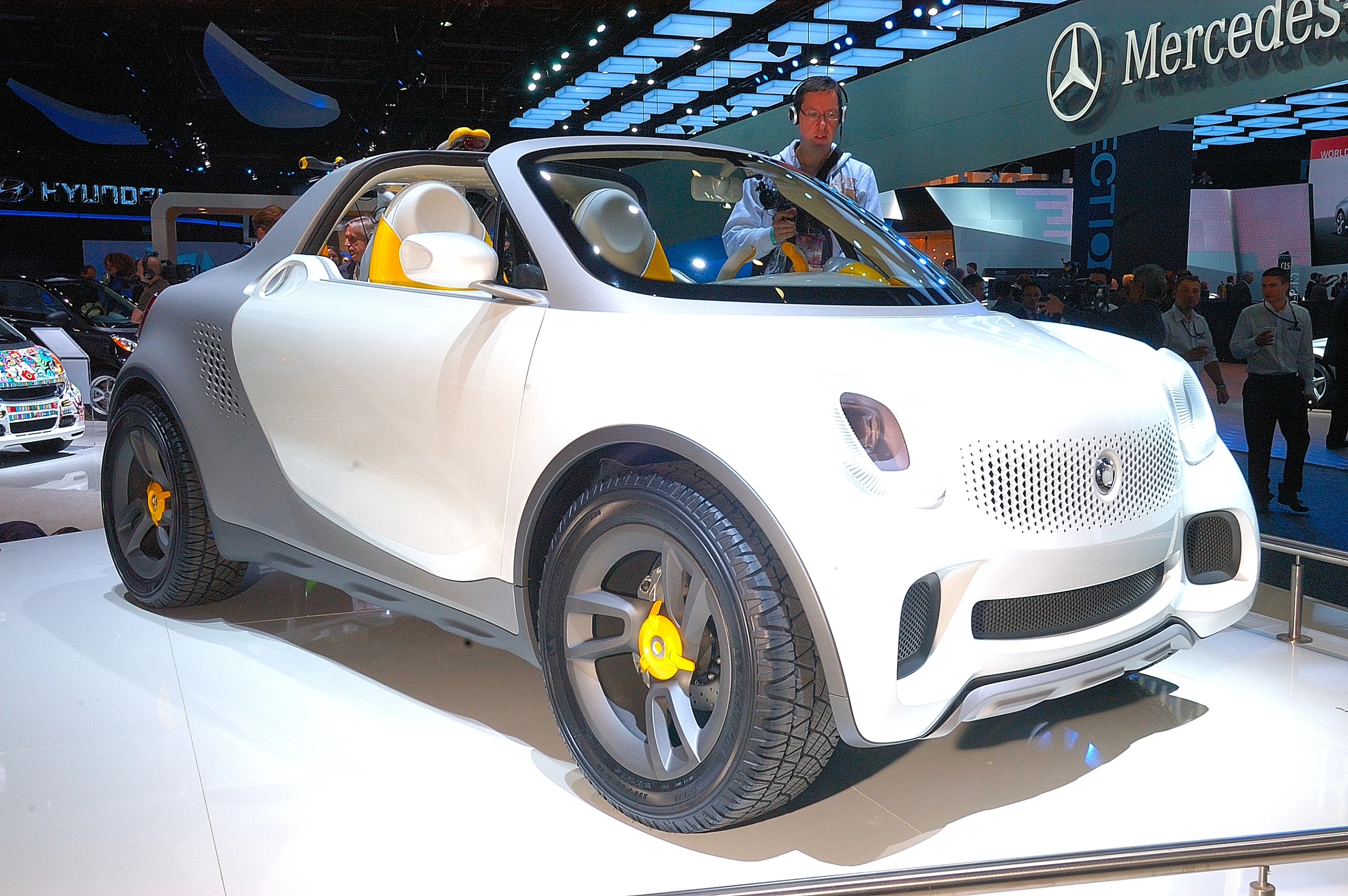 The smart for-us concept electric vehicle