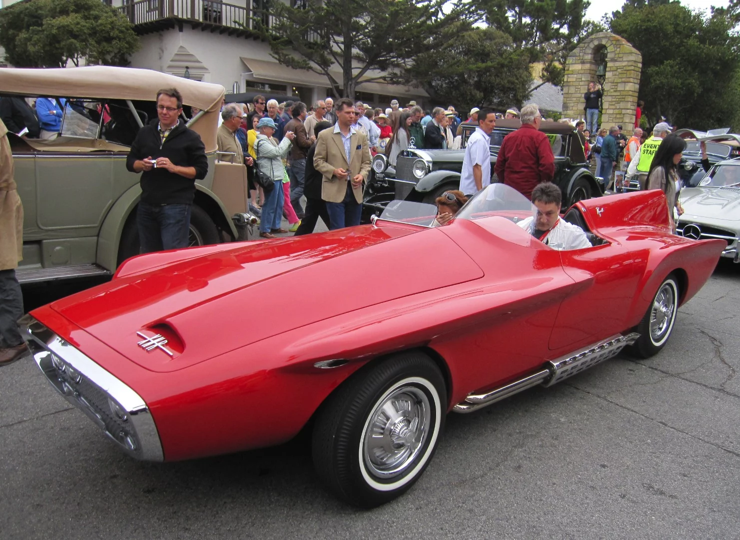 After the Tour d’ Elegance, all cars are on display on Ocean Avenue. The same cars will be on display on Sunday.