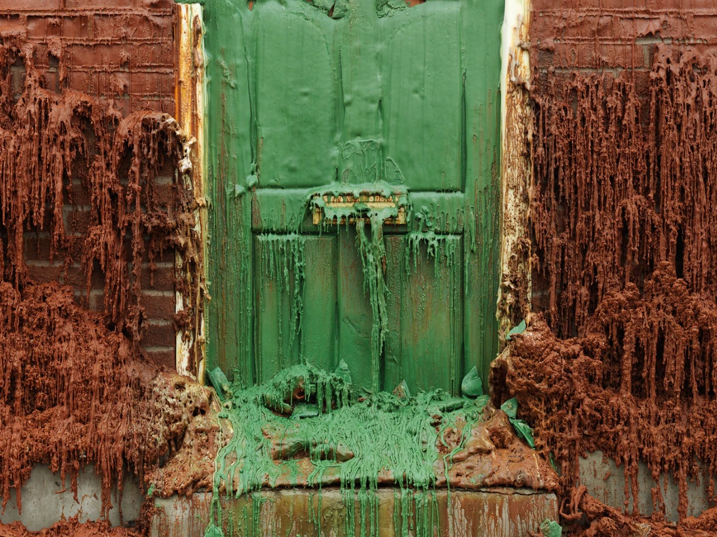 A pound of flesh for 50p displayed a slowly melting house, made out of wax bricks, disappearing over two months