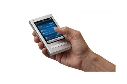 Get hands on with the CR200 controller touchscreen 640 x 480 LCD screen