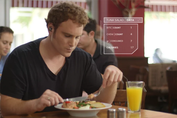 BitBite is worn discreetly behind the ear and keeps tabs on your chewing habits