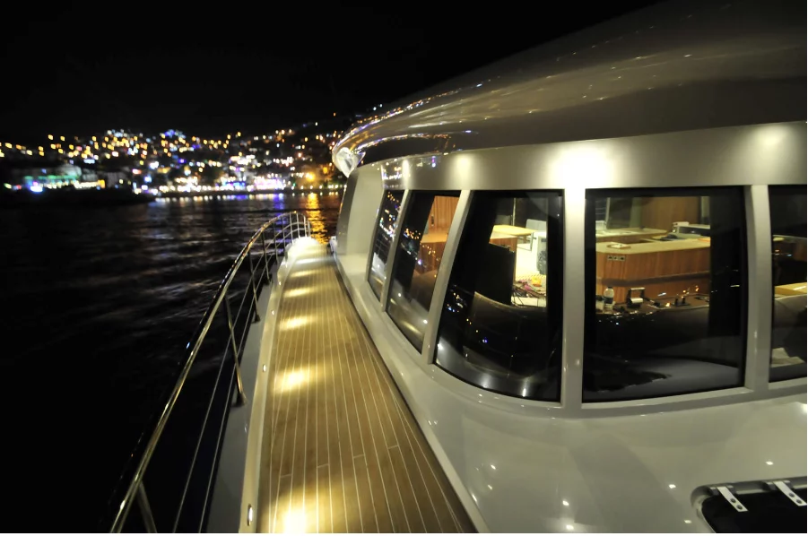 The Solarwave combines designs from Dr. Orhan Celikkol with Michael Köhler's Solar Energy system