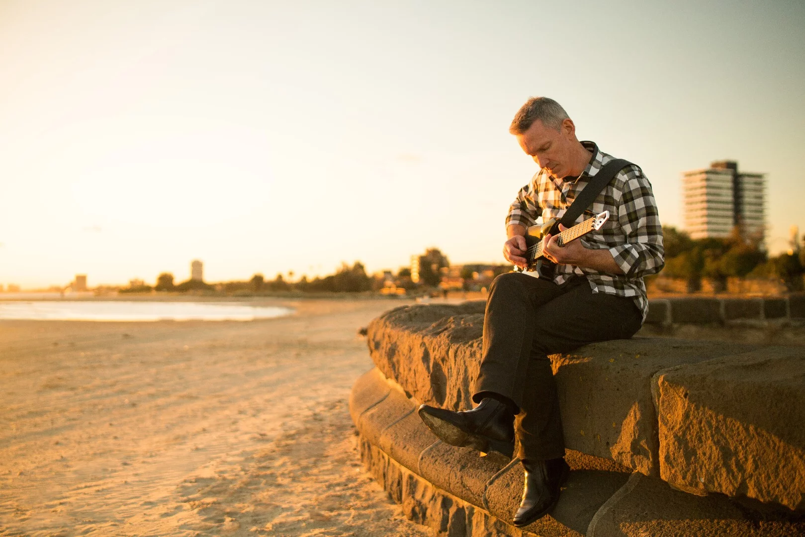 The Fusion Guitar's inventor, Melbourne, Australia-based designer and guitarist Dave Auld