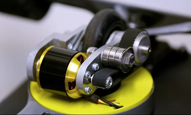 The motorized caster wheels spin 360 degrees