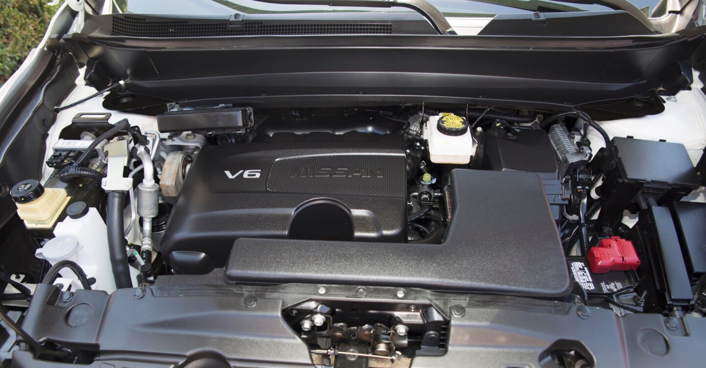 A newly-vamped 3.5-liter V6 begins these changes, producing 284 horsepower (212 kW) and 259 foot pounds (351 Nm) of torque