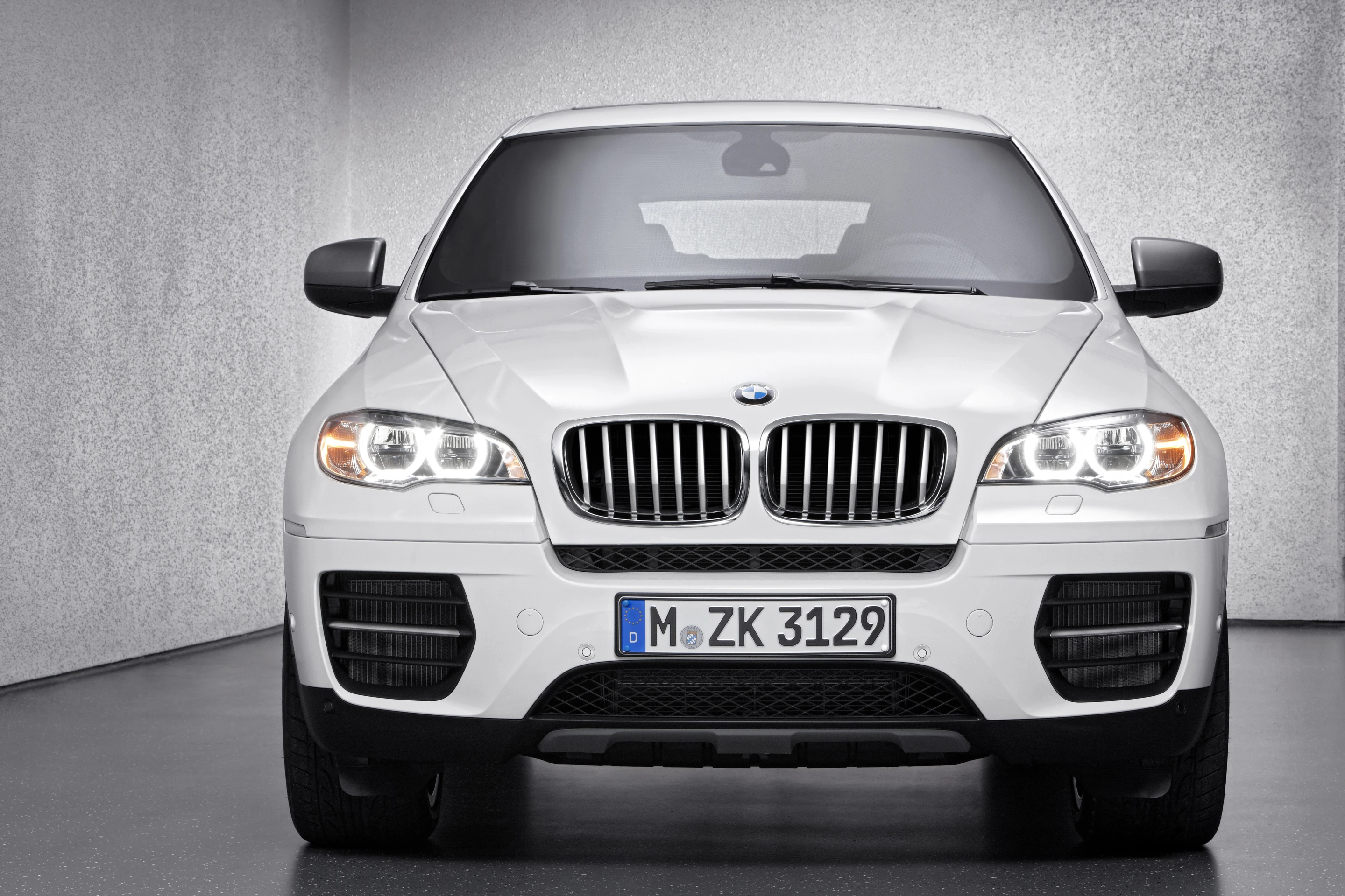 The BMW X6 M50d