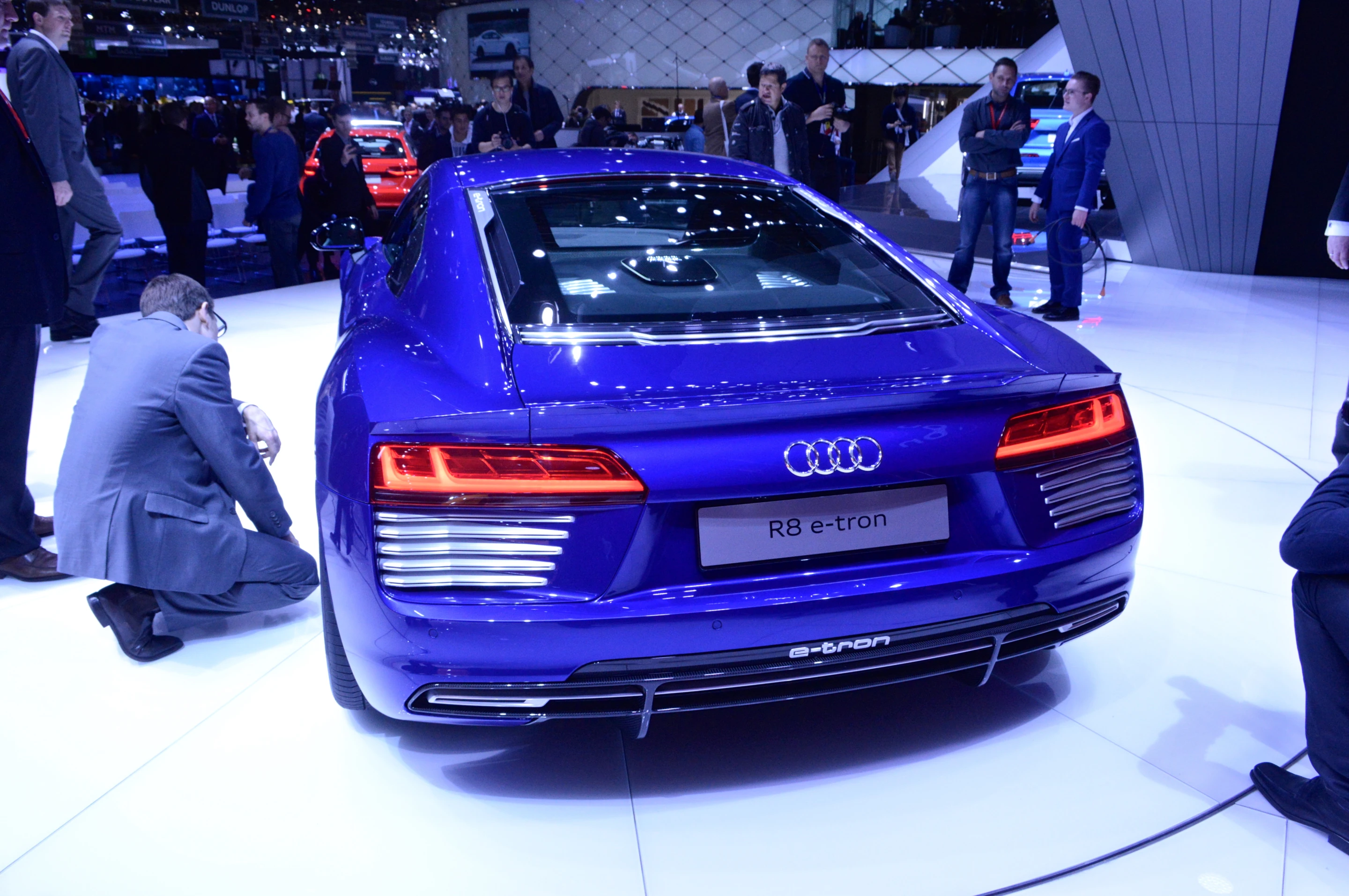 The R8 e-tron accelerates from 0 to 62 mph in 3.9 seconds (Photo: C.C. Weiss/Gizmag.com)