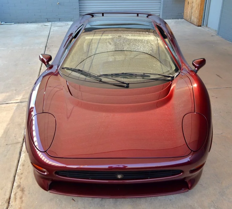 The XJ220 made a debut as a concept in 1988